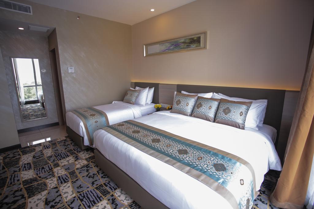 V8 Hotel Johor Bahru Exterior foto