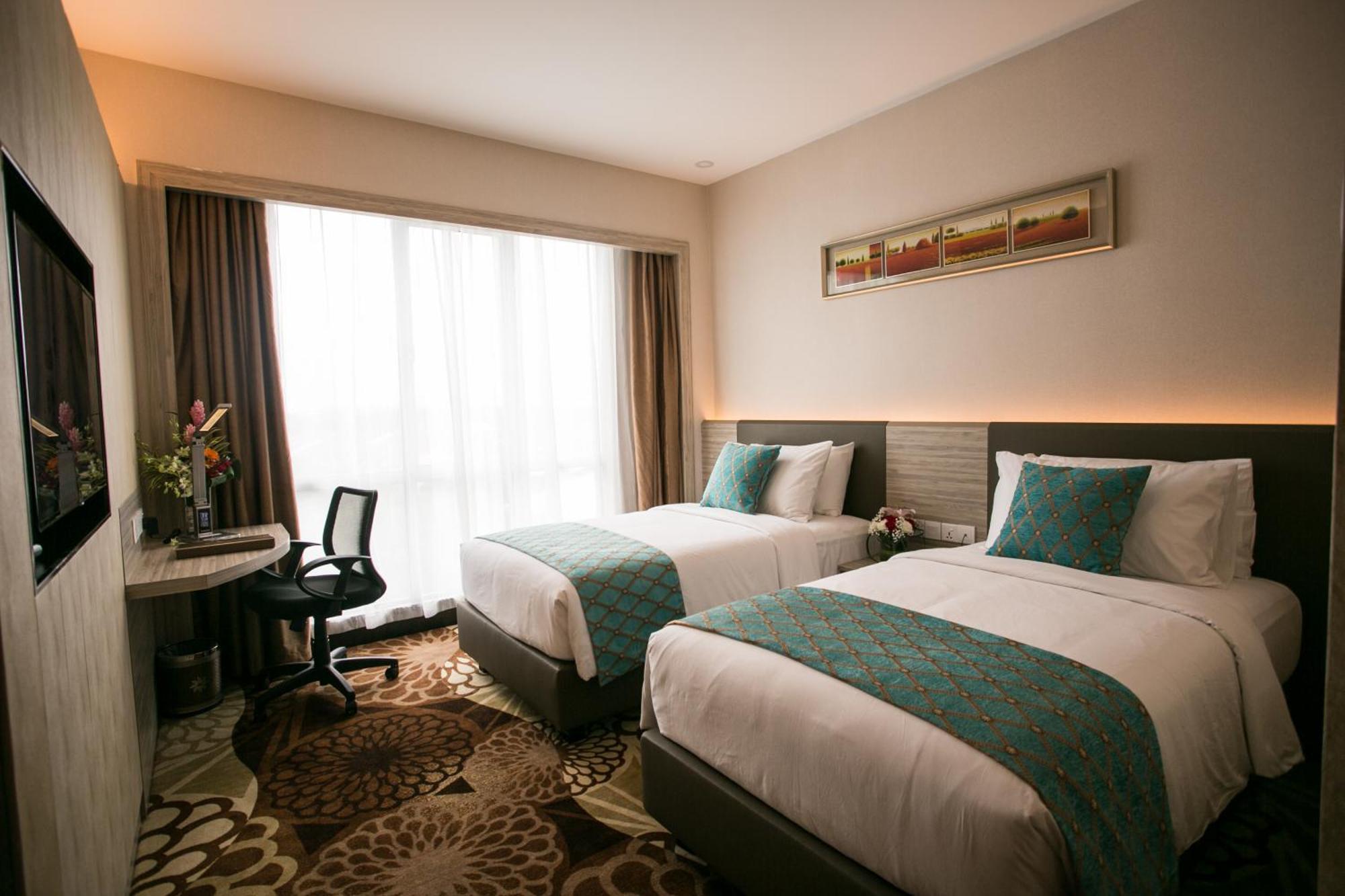 V8 Hotel Johor Bahru Exterior foto